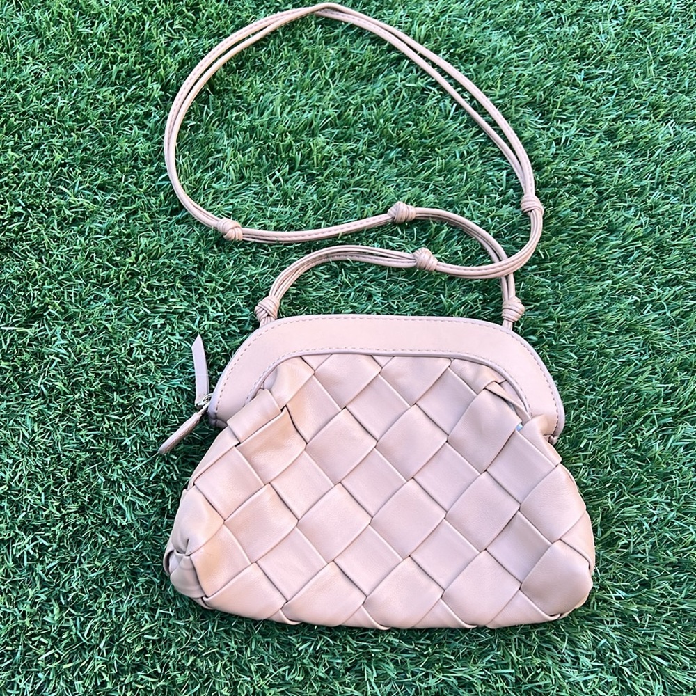 Mango Tan Mini Bag with Gold Hardware - Picture 4 of 10
